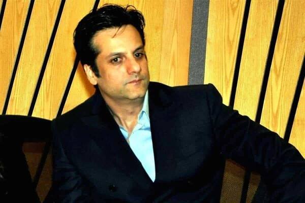 Fardeen Khan : Net Worth, Height, Weight, Age, Affairs, Wiki, Facts and Figures 7