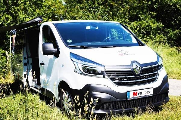 Renault Trafic White | Obytné vozy - pronájem obytných dodávek