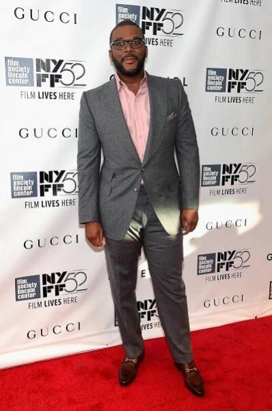 Tyler Perry at an event for Zmizelá (2014)