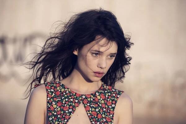 Astrid Berges-Frisbey fotka
