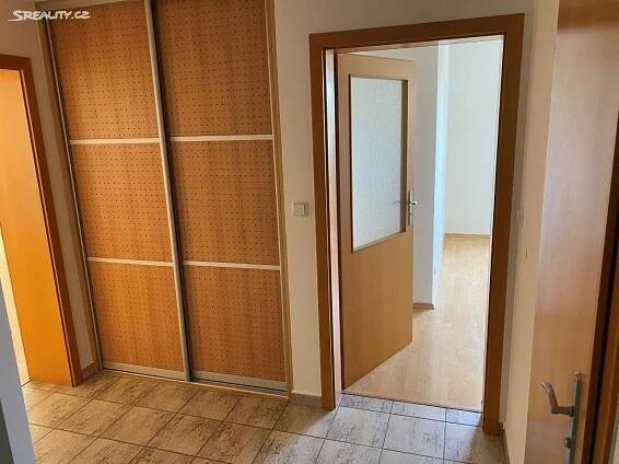 Pronájem Byt 4+kk, Brandejsovo náměstí, Praha 6 - Suchdol