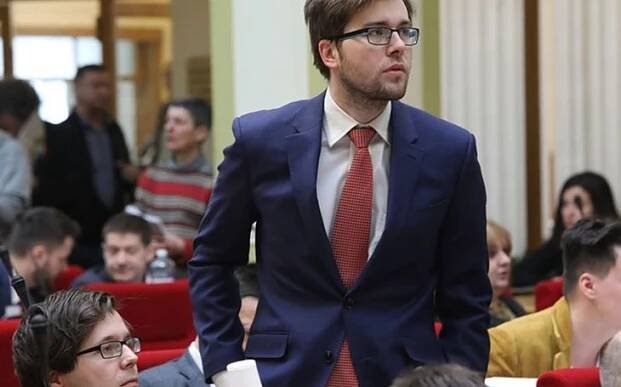 Za Hřiba mluvil Jakub Michálek. Zástupci SPOLU neskrývali zděšení z koaličního…