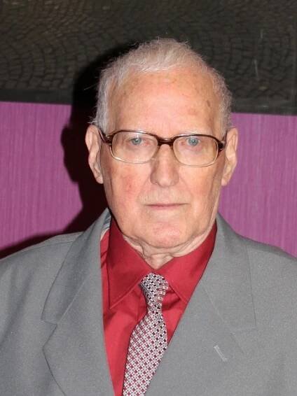 Cheb: Zemřel herec Kamil Prachař