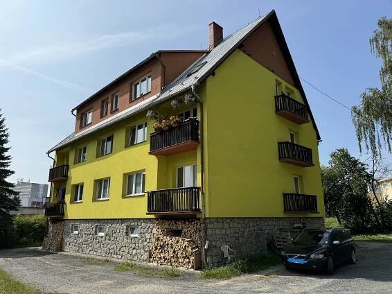 Prodej bytu 3+1 Stráž pod Ralskem 2 140 000 Kč, foto 1
