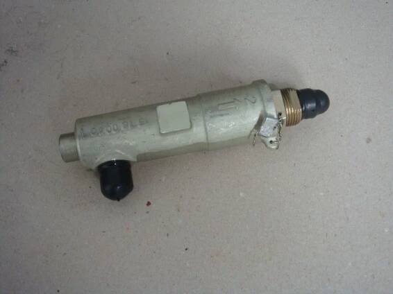 HCP, hydraulická čerpadla, hydraulické čerpadla, hydraulické válce > Produkty > Výprodej > Ventily > Ventil VP-8 