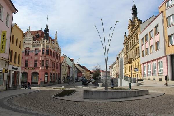 Velké náměstí ve Strakonicích čeká úplná uzavírka, potrvá do konce července