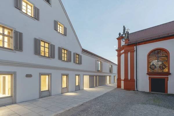 Rathaus Tirschenreuth II :: Behance