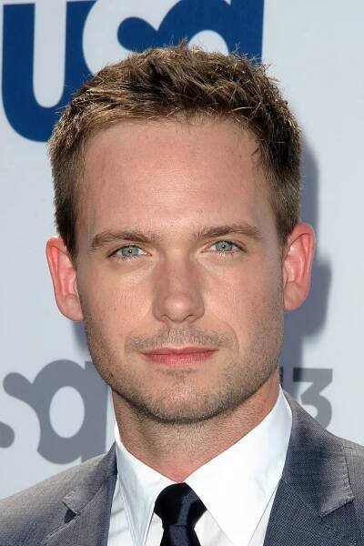 Patrick J. Adams herec