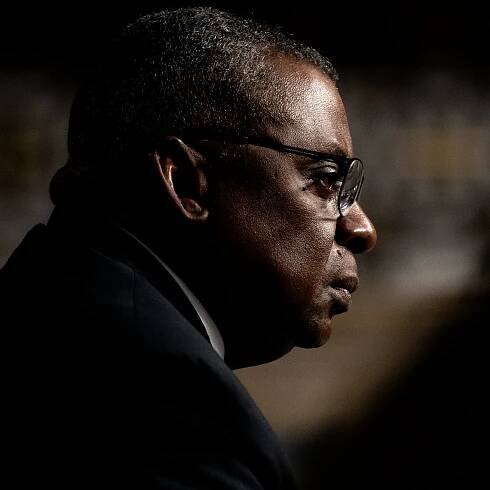 Lloyd Austin’s Hidden Diagnosis: Why Some People Keep Serious Illnesses Private