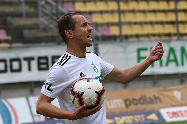 Zápas 2. kola nadstavbové části skupiny o záchranu 1. FK Příbram - MFK Karviná 1:0.