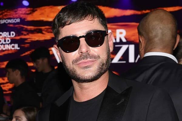 Zac Efron Parties in Venice 1 Month After Hospitalization for Swimming Pool Incident in Ibiza
