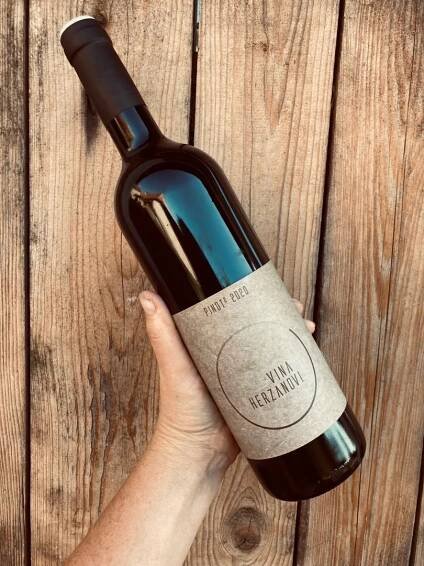 Víno PINOT2 2020, zemské víno, VÍNA HERZÁNOVI