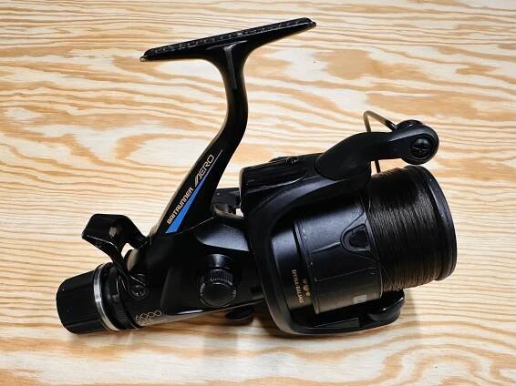 NAVIJÁK SHIMANO BAITRUNNER AERO 6000 GTE