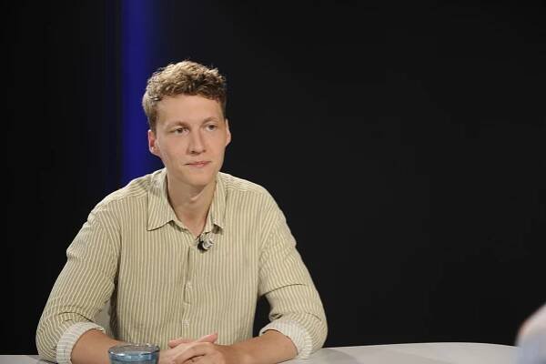 Aktuálnost roku 1968 je děsivá a smutná. Děje se to zase, říká hvězda filmu Vlny