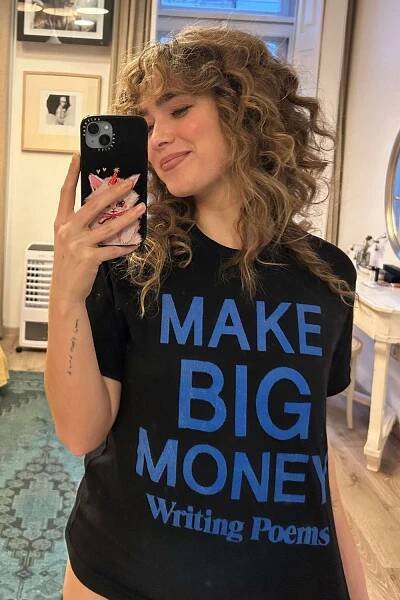 Haley Lu Richardson