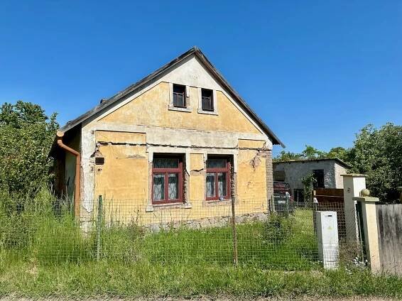 KOTENČICE - PRODEJ RODINNÉHO DOMU SE ZAHRADOU A STODOLOU - REALITY HORŇÁK | jihočeský realitní makléř 