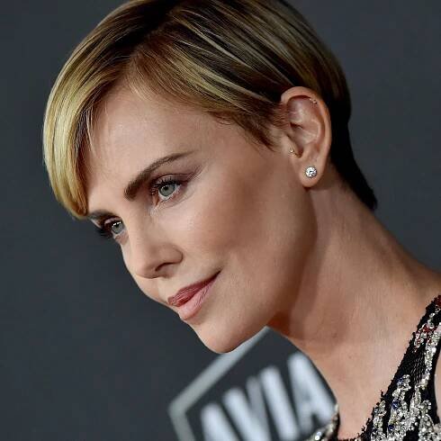 Charlize Theron Hopes Gender-Neutral Awards Ceremonies Will Come “Soon”