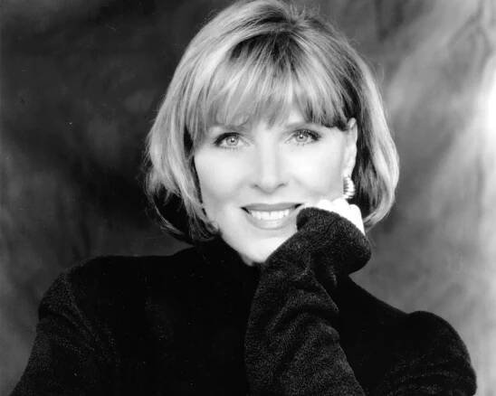 1997 - Mariette Hartley3