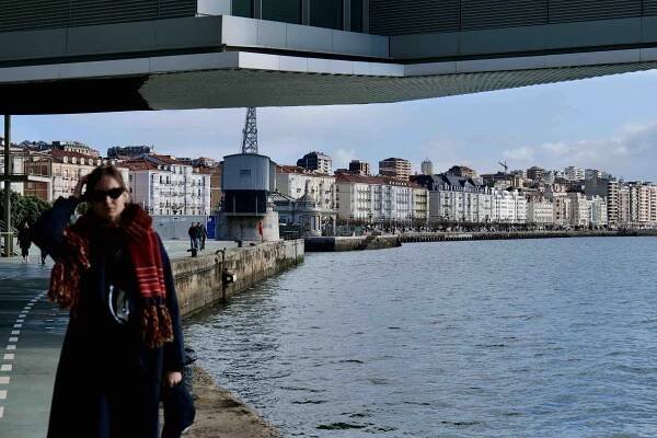 SANTANDER luxury yoga retreat — light. space. movement. Yoga Studio Düsseldorf 