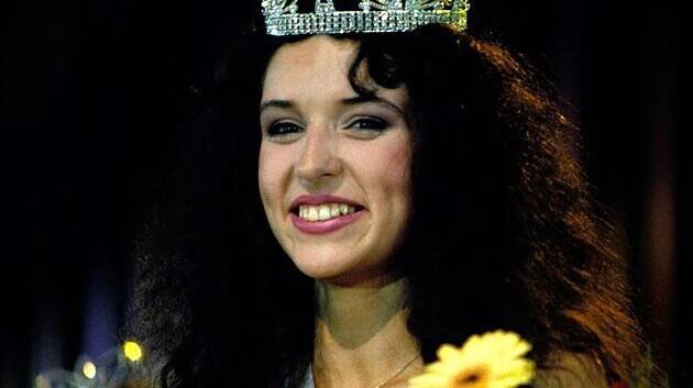 Renáta Gorecká z Českého Těšína byla 31. března 1990 zvolena Miss Československo v ostravském Paláci kultury a sportu.