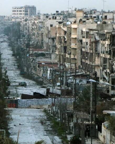 Syrian army fire cuts only road into rebel-held Aleppo