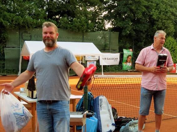 4.místo útěchy zleva :  Petr Hečko, (Tomáš Sniegon chybí)