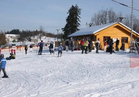 Ski areál Ski areál Troják a Yetty ski lyžařská škola - informace a mapa
