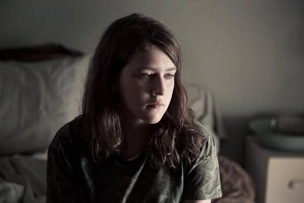 Une jeune fille - Z filmu - Ariane Legault