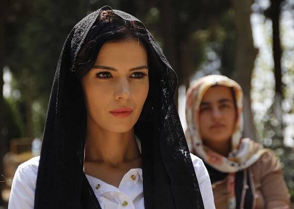 Pomsta nebo láska - Z filmu - Hatice Şendil