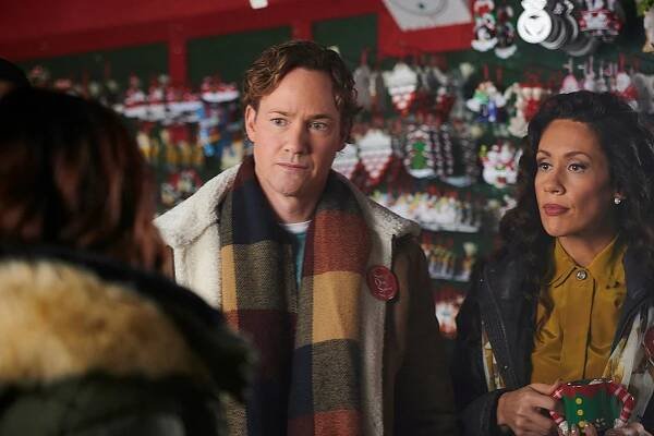 Steve Byers, Samora Smallwood - A Christmas Break - Z filmu