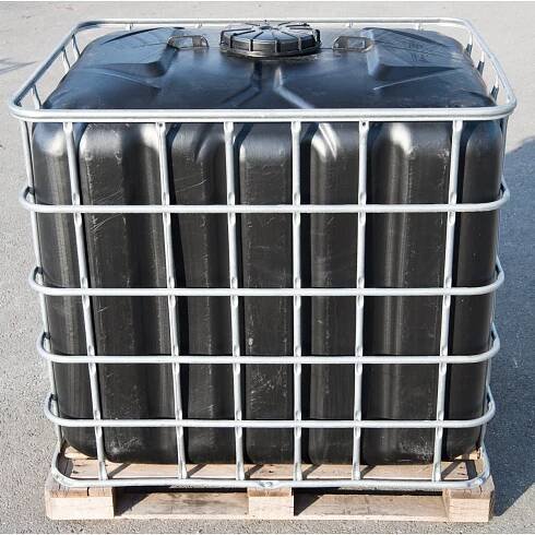 IBC 1000L REKO 22cm černá na dřevě