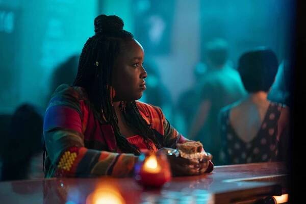 Shrill - Freak - Z filmu - Lolly Adefope