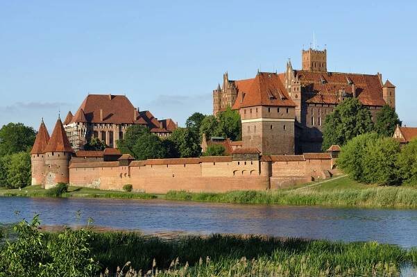 Malbork – Elblag – Tolkmicko – Frombork - Art9.cz