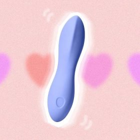 How to Use a Vibrator, According to Sex and Wellness Experts