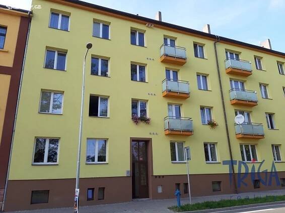 Pronájem Byt 2+1, nábřeží Benešovo, Dvůr Králové nad Labem