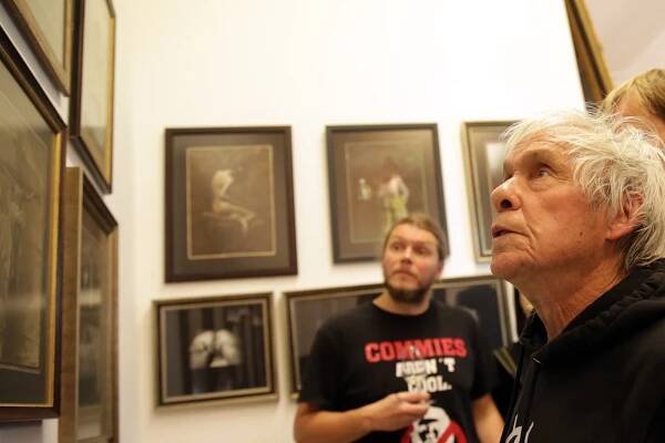 V Brně vystavuje slavný fotograf Saudek, na vernisáži pobavil svým humorem