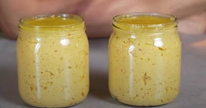 Paštiku už v obchodě zásadně nekupuji. Tento lahodný domácí recept z kuřecích prsou chutná 100x lépe. Manžel si ji dává ke všemu