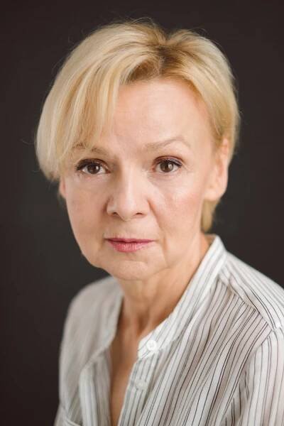 Ewa Wencel – HIGHSPOT in.trin.sic