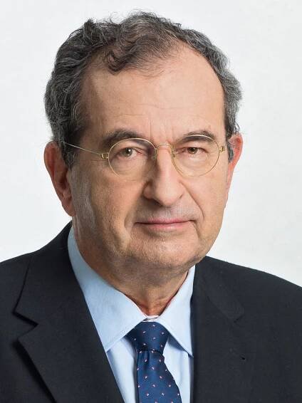 Prof. MUDr. Cyril Höschl, DrSc., FRCPsych. | Medaile 2024 | Nositelé Medaile Učené společnosti | Medaile Učené společnosti