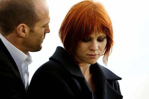 Jason Statham, Natalya Rudakova - Kurýr 3 - Z filmu