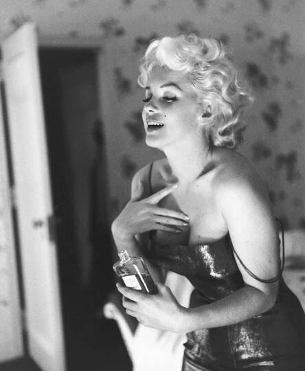 Chanel N°5: Tajemství nejprodávanějšího parfému světa