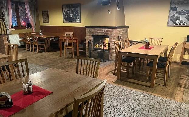 Interiér restaurace - Restaurace Pod Lipou - Černošice