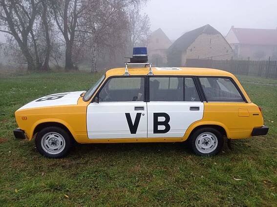 VAZ 2104 – Obvodní Oddělení Veřejné Bezpečnosti Strnadice
