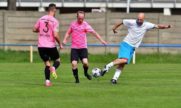 TJ DDM Stará Role – TJ Karlovy Vary-Dvory B 1:1 (0:0).