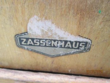 Německý mlýnek na kávu německého Wehrmachtu WaA-Razítko Rok 1930-1940  - Vojenské sběratelské předměty