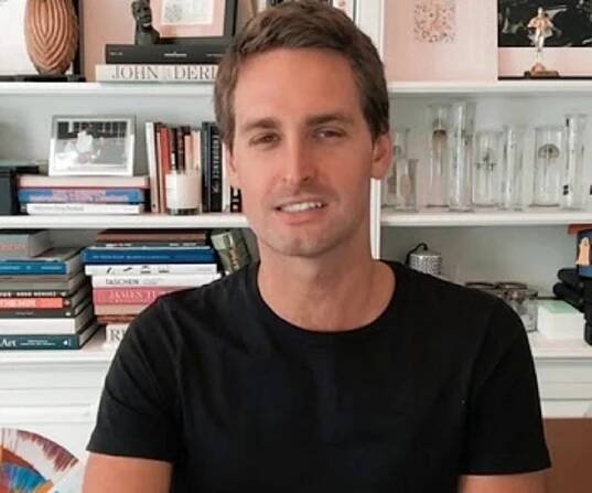 Evan Spiegel Biography - Facts, Childhood, Family Life & Achievements