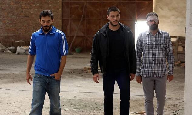Çukur - Yanımda Mısınız - Z filmu - Kubilay Aka, Cem Uslu