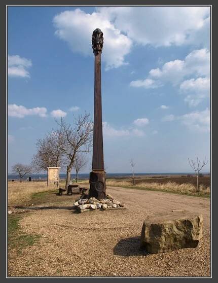 Náklo, liliový kříž