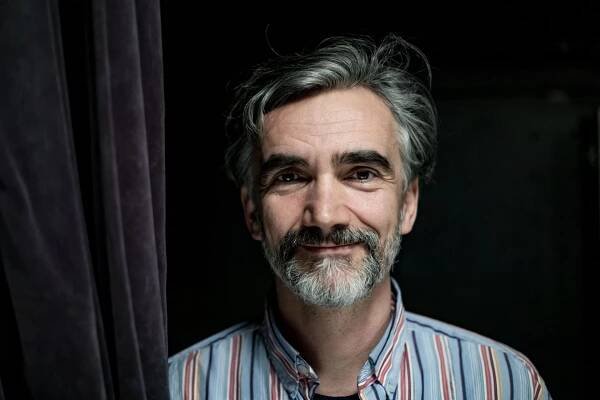 Sešel jsem do sklepa posvítit si na své přízraky. Martin Myšička o Dejvickém divadle, zkoumání sebe sama a hranicích poznání