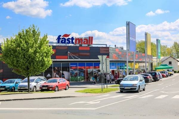 Retail park FASTMALL Kopřivnice - FASTAV